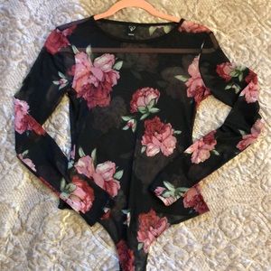 Windsor mesh rose flower bodysuit top NWOT.